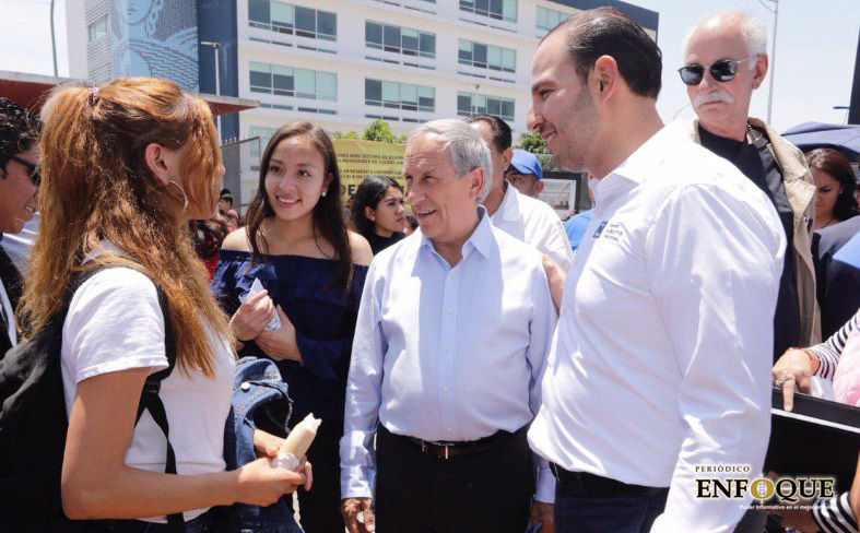 Marko Cortés y Enrique Cárdenas hacen campaña a pie en zona CU (Fotos)