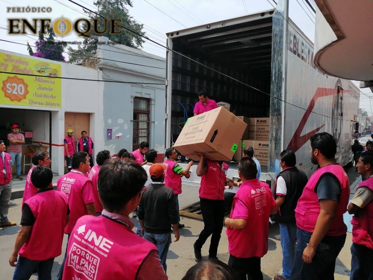 Llegan a Puebla la documentación y paquetería electoral 