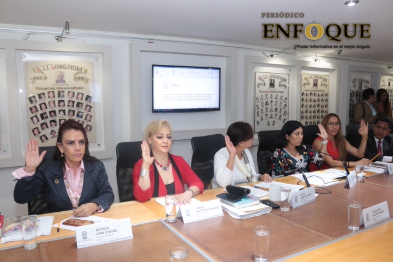 Congreso prohíbe anuncios que denigren a las mujeres 