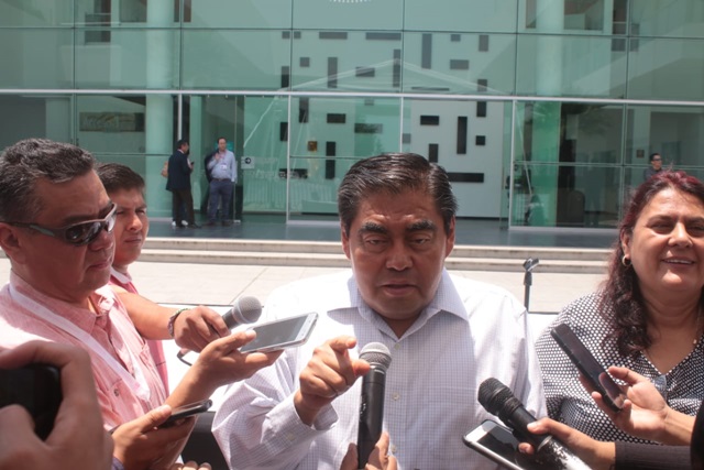 Voy a ganar el debate y no me comportará como un payaso: Miguel Barbosa 