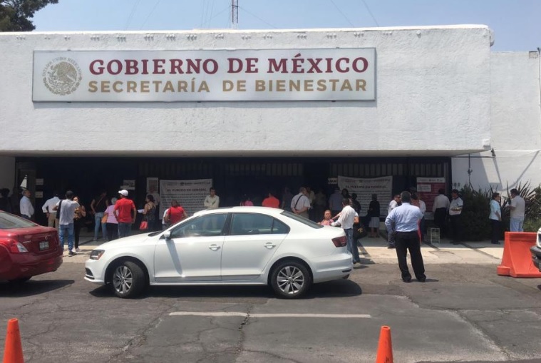 PAN denuncia entrega de tarjetas del Bienestar para “beneficiar” a Barbosa (Fotos)