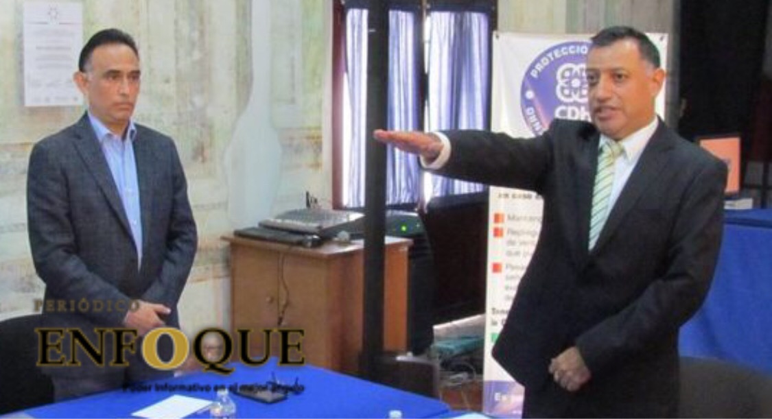 Omar Martínez toma protesta como encargado de despacho de la CDH 