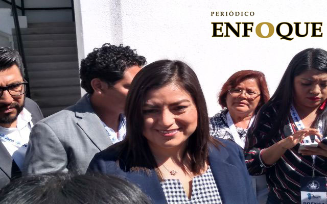 Se compromete Claudia Rivera a no subir su salario durante toda su gestión