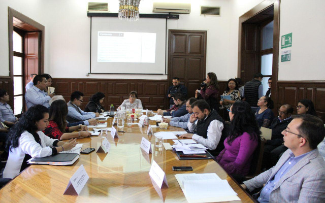 Se avala iniciativa para prohibir la venta de celulares robados en la vía pública