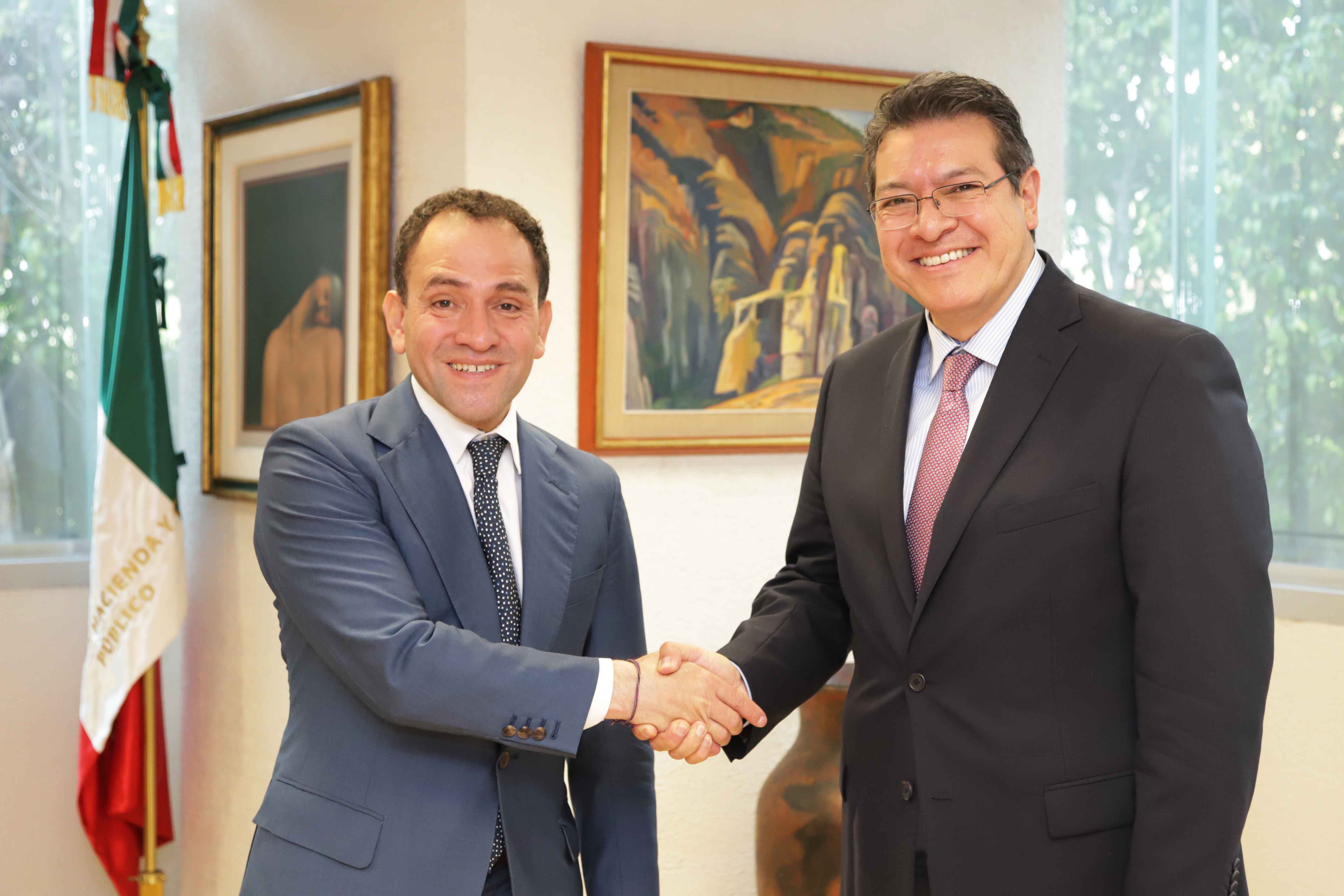 MARCO MENA SE REÚNE CON ARTURO  HERRERA, SECRETARIO DE HACIENDA