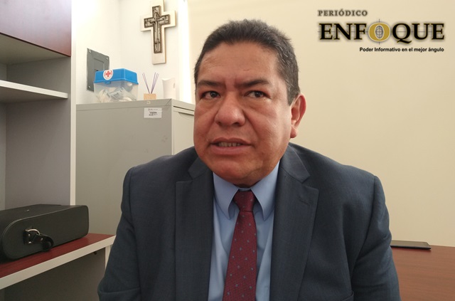 Detienen clausura de espectaculares irregulares por falta de recursos en San Pedro Cholula