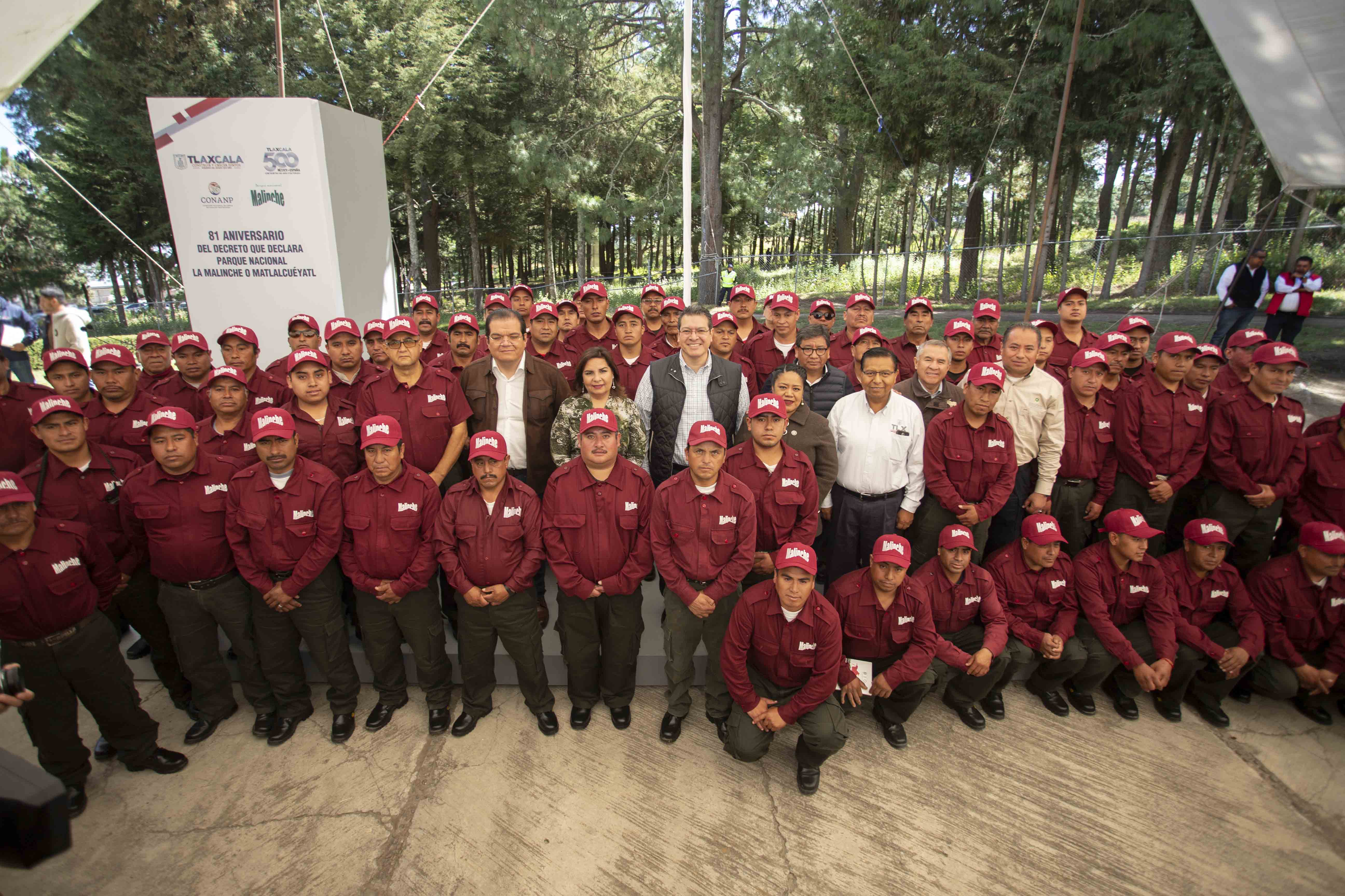 Marco Mena reconoce valentía de brigadistas de la malinche