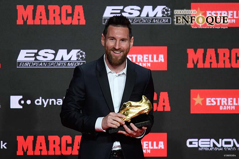 Hijos de Messi le entregan su sexta Bota de Oro (VIDEO) 