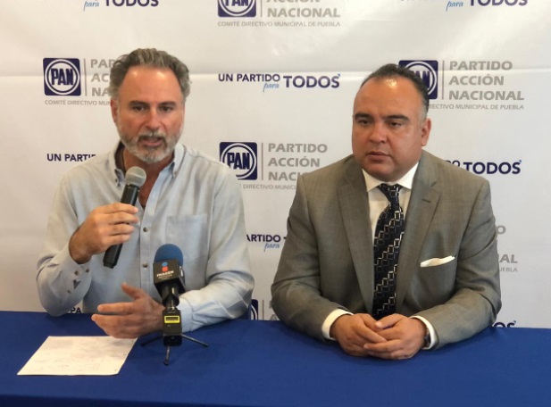 “¡Claudia Rivera, si no puedes, renuncia!”: PAN