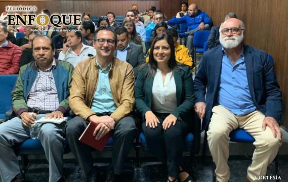 Claudia Rivera viajó a San Luis Potosí para dar una ponencia sobre rendición de cuentas (Video)