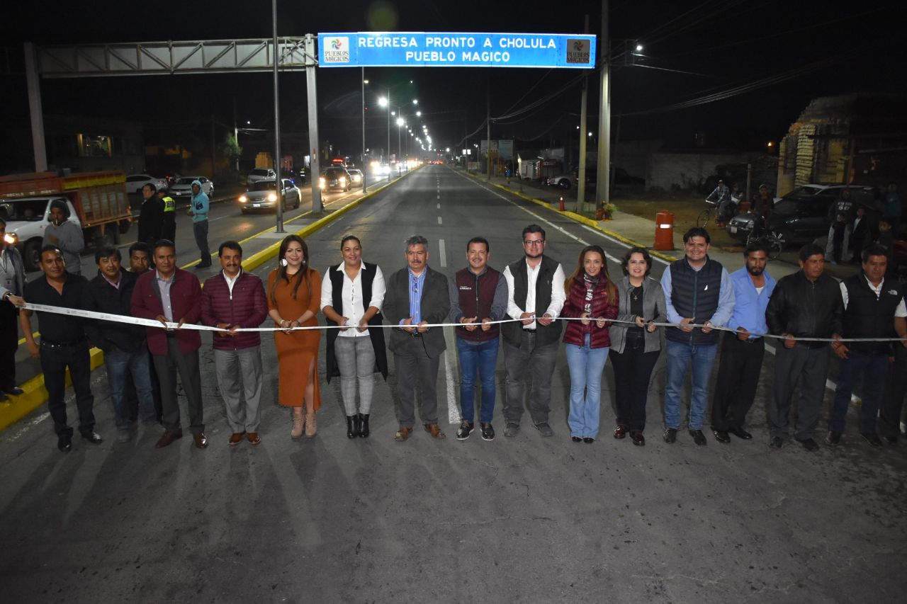 Inaugura Luis Alberto Arriaga modernización de carretera federal  México-Puebla; proyecto coordinado con el gobierno del estado 