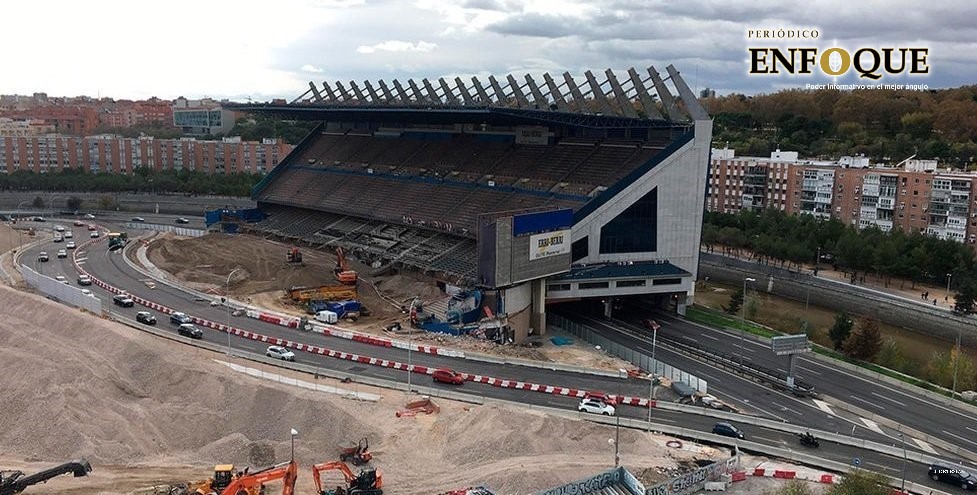 Derrumban estadio del Atlético Madrid para construir una autopista (VIDEO) 