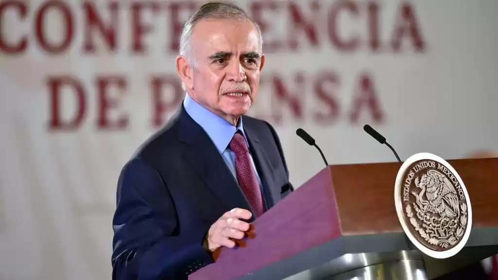 Gobierno e IP presentan 147 proyectos de infraestructura para darle ‘empujoncito’ a la economía; la inversión es de 859 mil mdp