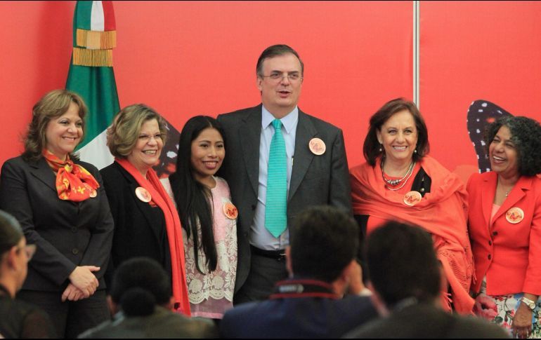 Ebrard reconoce que persiste acoso y hostigamiento hacia las mujeres