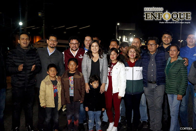 Instalan en 5 mil 200 metros de carretera luz autónoma (Fotos)