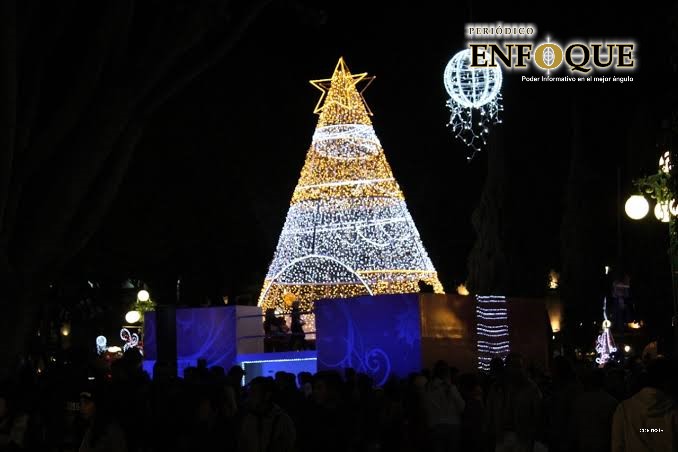 Árbol navideño en la capital poblana será encendido el 6 de diciembre