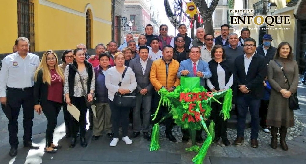En Puebla inauguran la Calle de las Piñatas (Video)