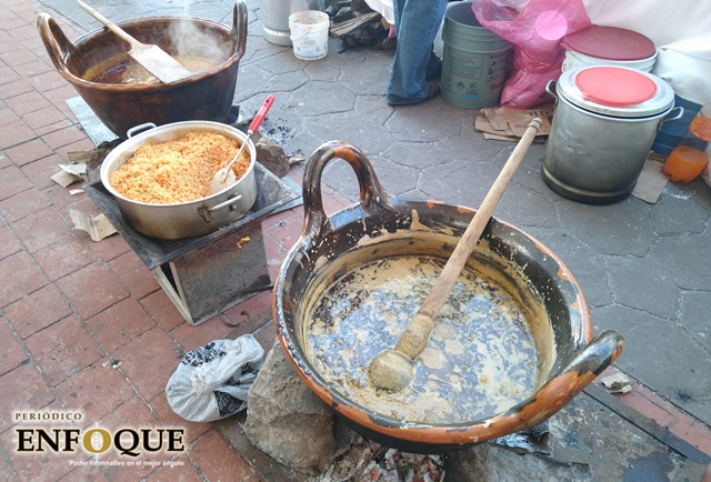 Realizan la Quinta Feria del Mole y Pipián en Cuautlancingo 