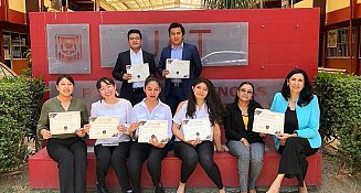 Obtienen estudiantes de la UATX primer lugar en concurso del Colegio de Contadores Públicos