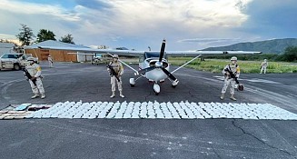Ejército y Fuerza Aérea interceptan avioneta con 338 kilogramos de drogas en Sonora