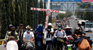 Cerca de 600 migrantes llegan a Puebla 