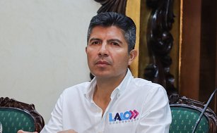Eduardo Rivera insiste en segundo debate para la gubernatura de Puebla