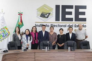 Eduardo Rivera Pérez y alianza "Mejor Rumbo para Puebla" registran plataforma ante el IEE