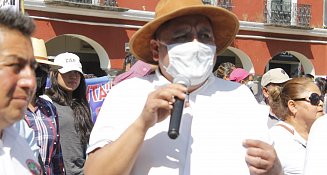 Integrantes de concesionarios de Tlaxcala marchan en busca de un incremento en los pasajes