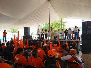 Demetrio Romero cierra campaña en Coronango con gran afluencia