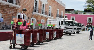 Ayuntamiento de Atlixco entrega camiones de basura y herramientas a personal de limpia