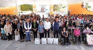 Mundo Tlatehui entrega apoyos alimentarios del programa Nutriendo el Futuro Contigo