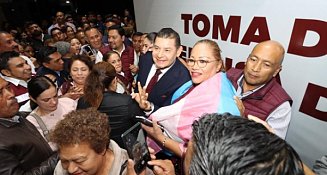 Alejandro Armenta toma protesta a Comités de Defensa de la 4T en Puebla