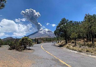  Ayuntamiento de Puebla permanece en alerta ante actividad del Popocatépetl y ceniza en la ciudad