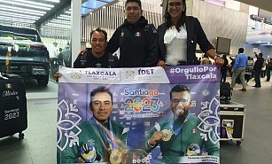 Regresan medallistas Parapanamericanos a suelo tlaxcalteca