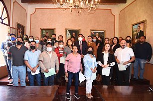 Trabajadores del ayuntamiento de Tlaxcala son recompensados por su labor