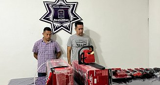 Detenidos dos hombres por intento de robo en tienda de Apetatitlán