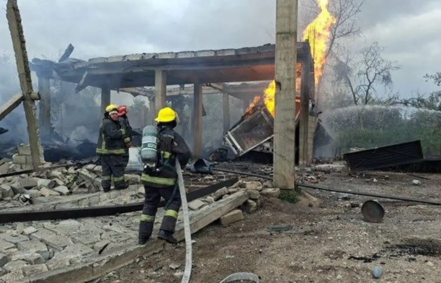 Explotan varias pipas de gas en Tepeaca, Puebla