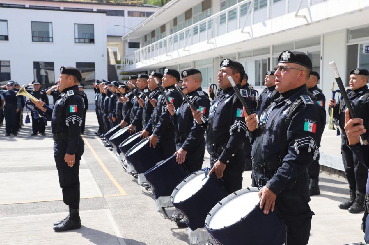 Proyecta Ejecutivo 37 centros C2 en Tlaxcala y aumento salarial a policías