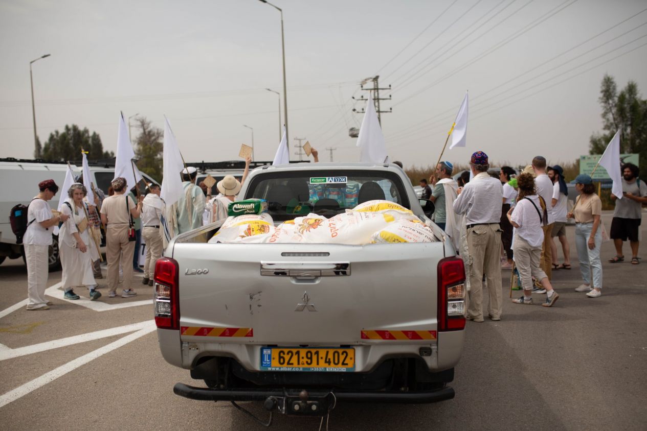 Detienen a rabinos y una periodista estadounidense por intentar meter comida en Gaza