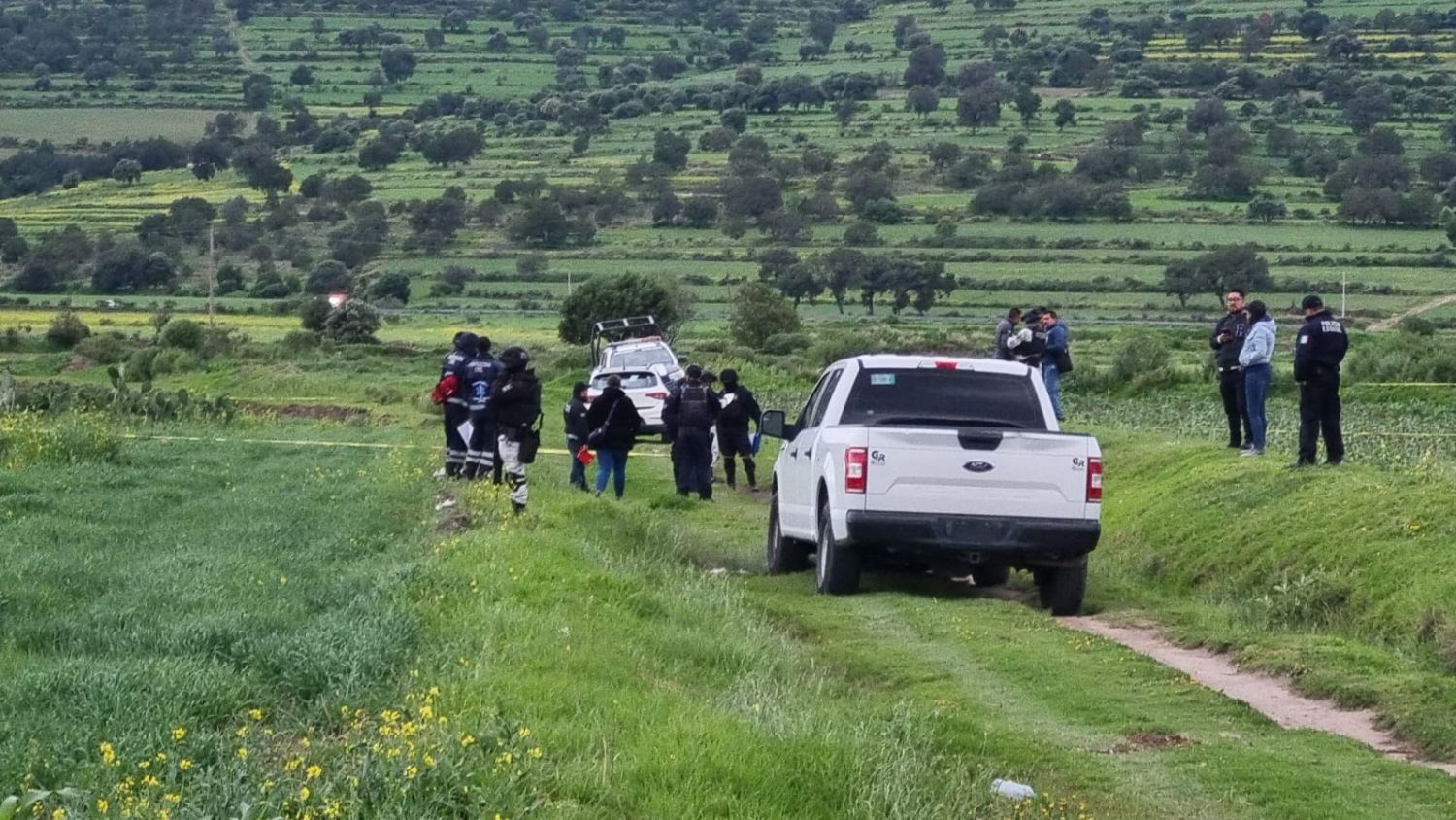 Encuentran a dos hombres muertos y atados de pies y manos, en Tlaxco