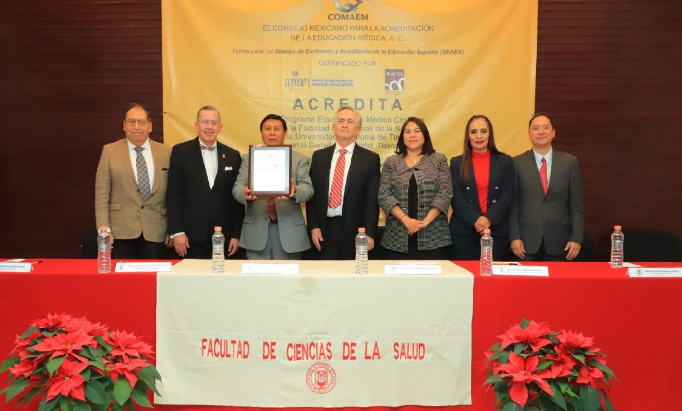 UATx recibe reacreditación en Médico Cirujano: compromiso con la excelencia académica