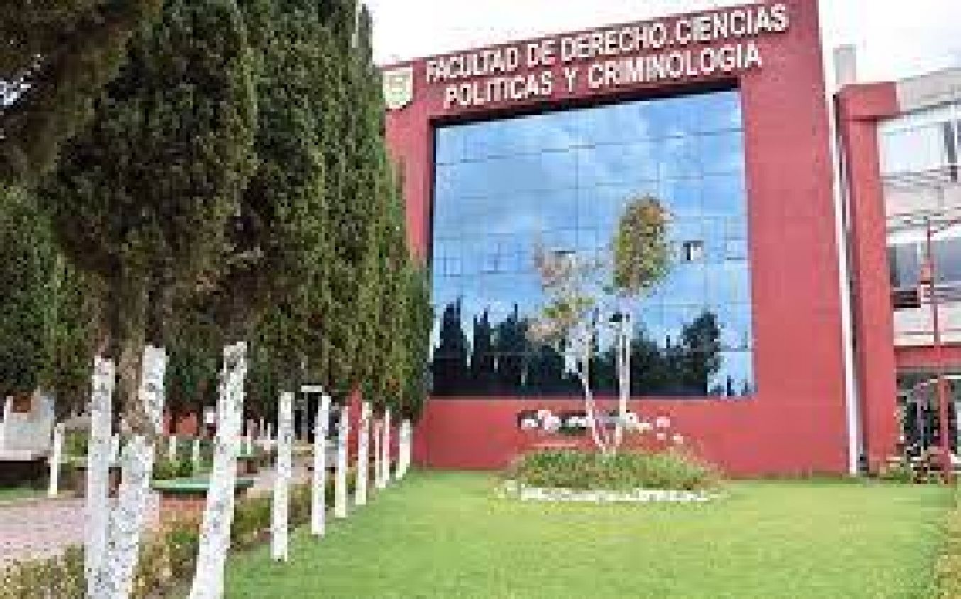 Buscará Derecho de la UATX trascender en materia de litigación