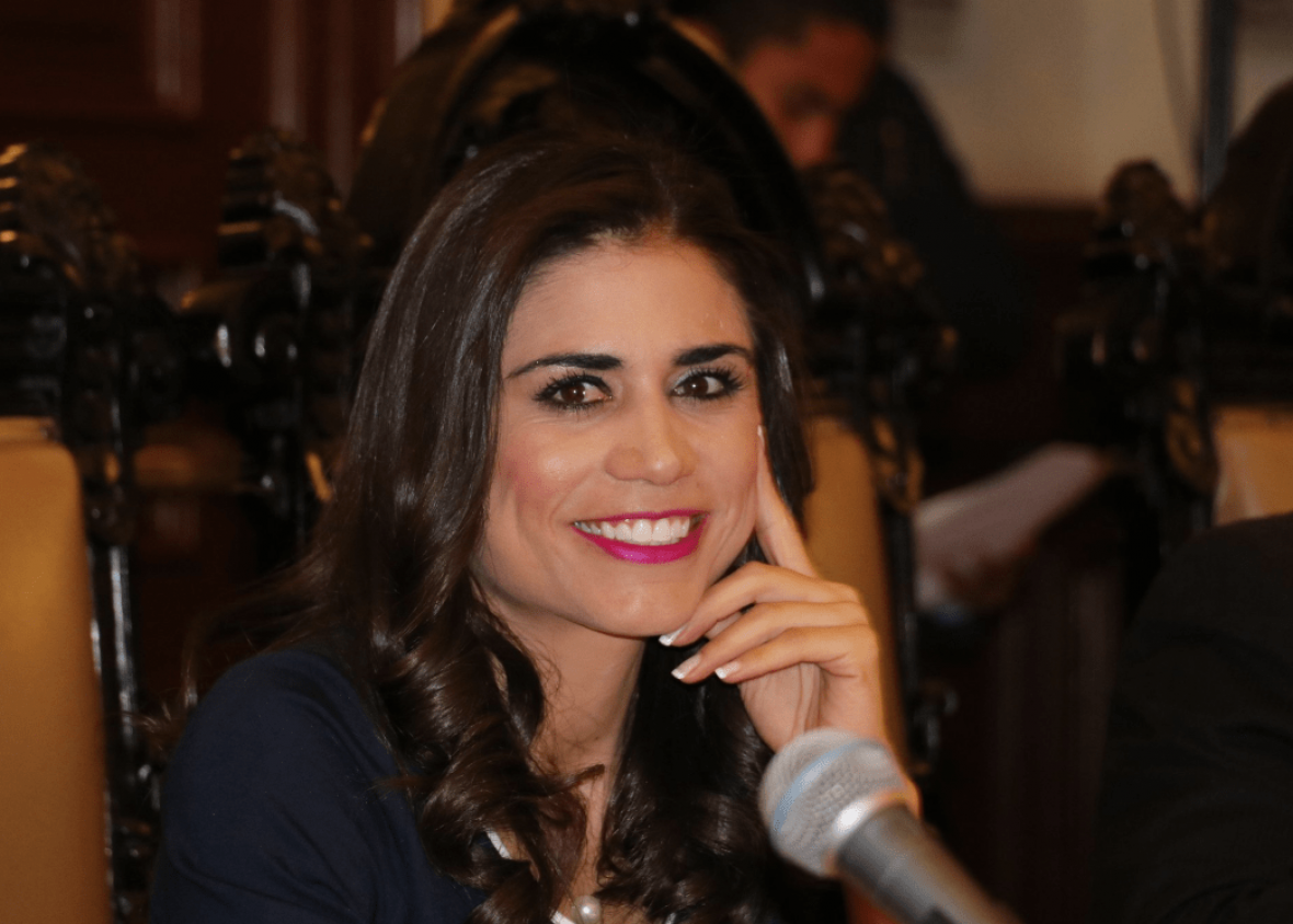 Karina Romero manifiesta interés en participar en proceso electoral