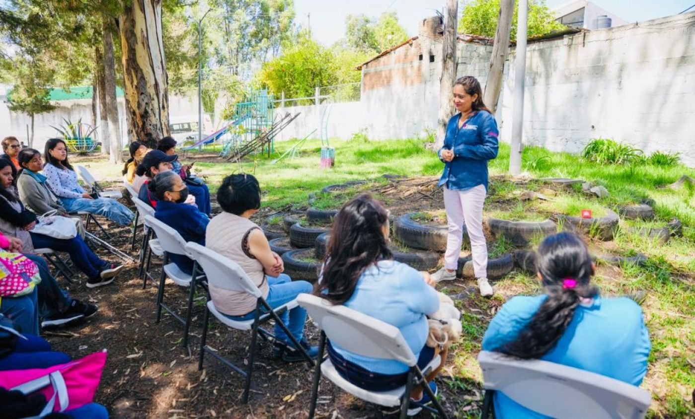 Recorre Fernanda Espinoza unidad de Bienestar de nutrición en Acuitlapilco