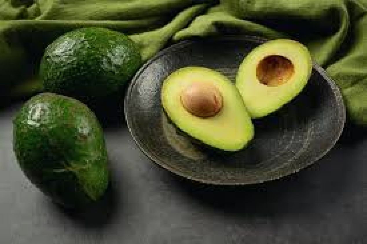 Estados Unidos suspenden las inspecciones de aguacates y mangos en Michoacán 