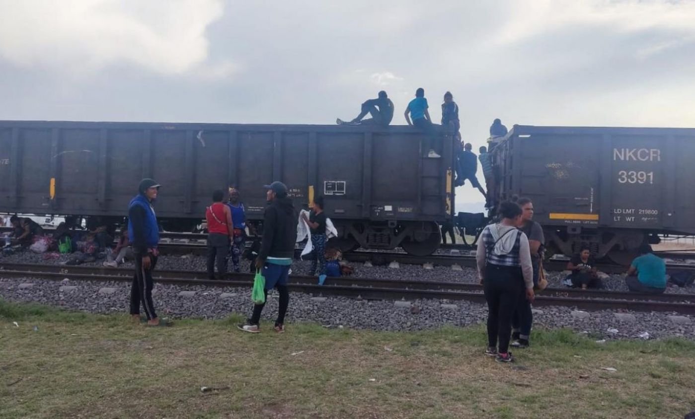 Atiende Gobierno de Tlaxcala caso de migrantes varados en Tlaxco