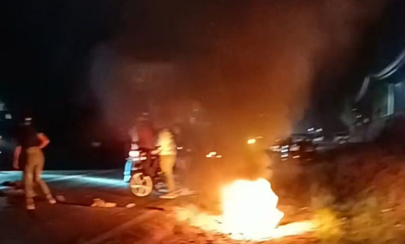 Por falta de agua, bloquean pobladores carretera Tlaxcala-Texmelucan