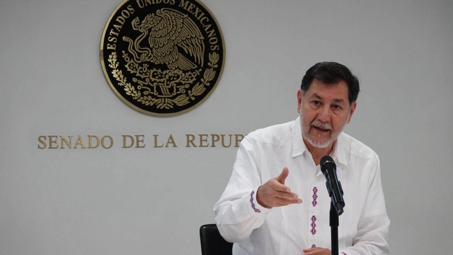 Fernández Noroña llama a más mujeres a postularse para la elección judicial