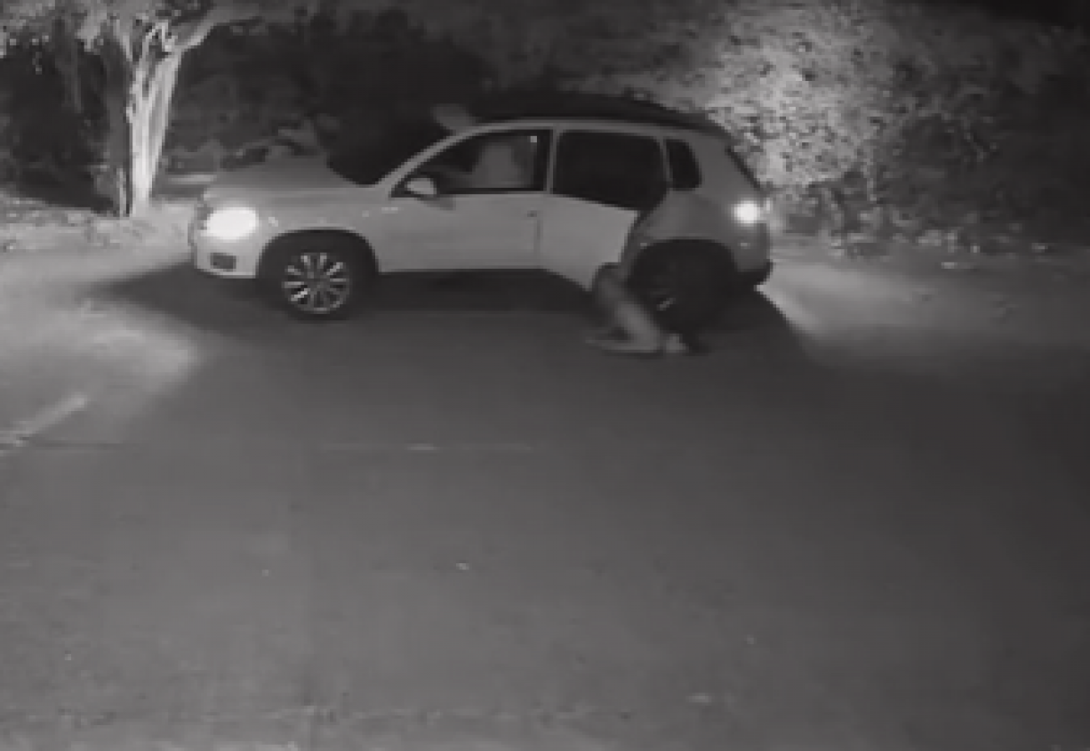 Video revela el abandono de un cadáver en la colonia Recursos Hidráulicos; autoridades investigan