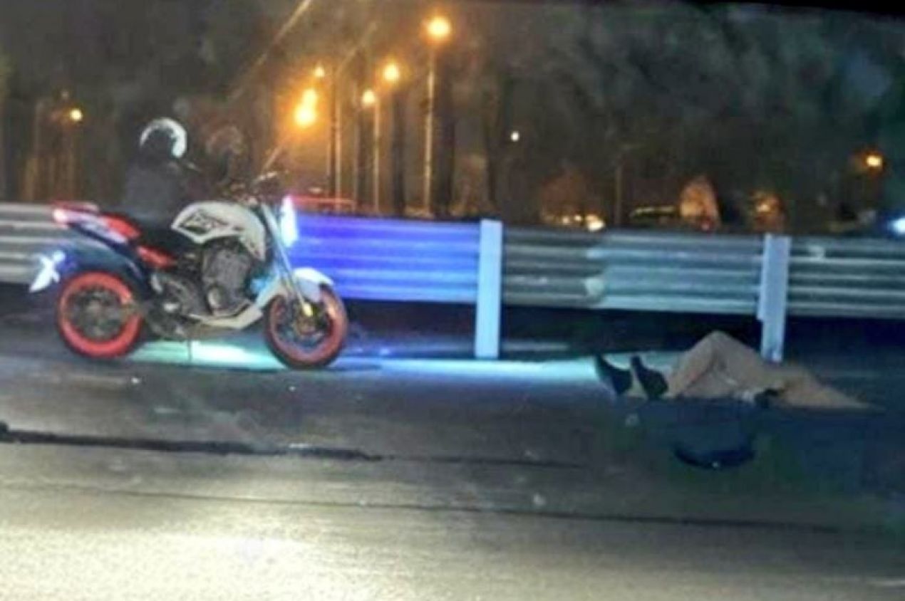 Motociclista derrapa gravemente en la México-Puebla por obras no señalizadas